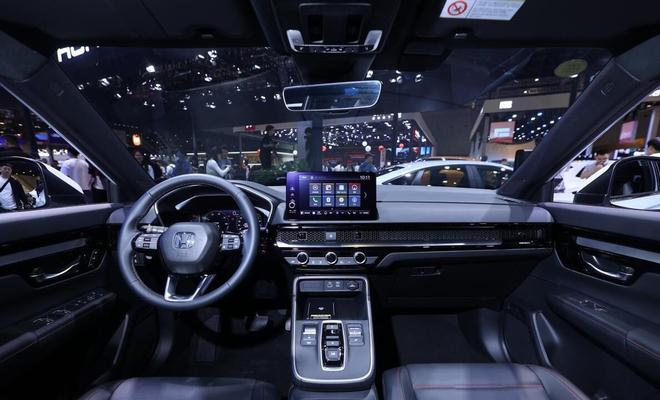 CR-V的“常青树”密码！狂销98万辆凭啥稳坐合资SUV头把交椅？